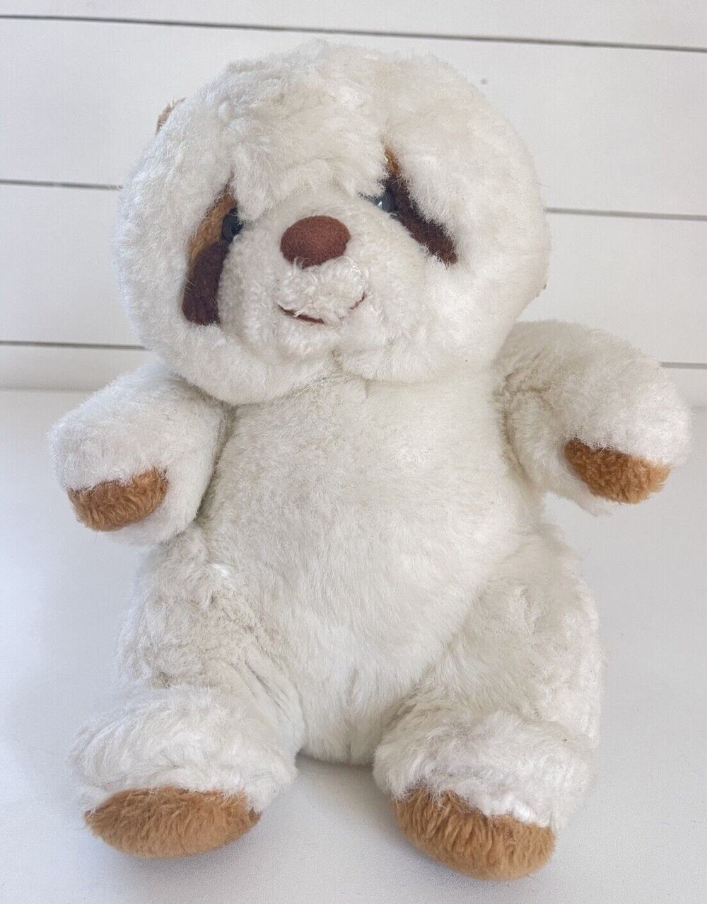 Vintage 1985 ETONE Albino Large White Raccoon Plush Stuff Animal 10” RARE